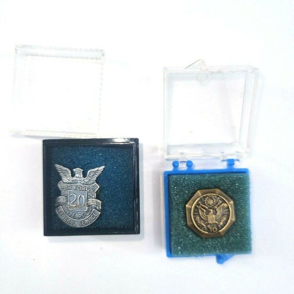 X2 Length Of Service Lapel Pin 10 year & 20 Year Air Force